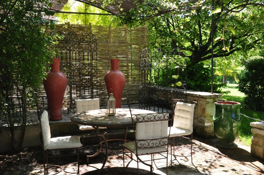 Le Mas En Provence Bed & Breakfast Entrechaux Exterior photo